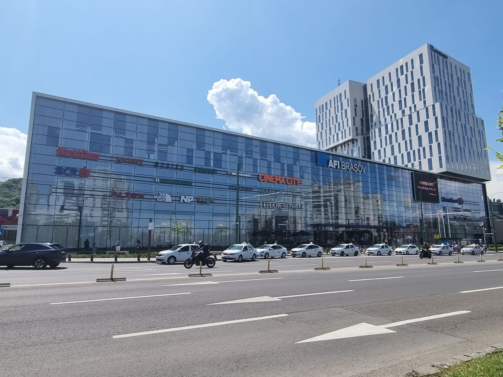 Entrance of AFI Brașov shopping center