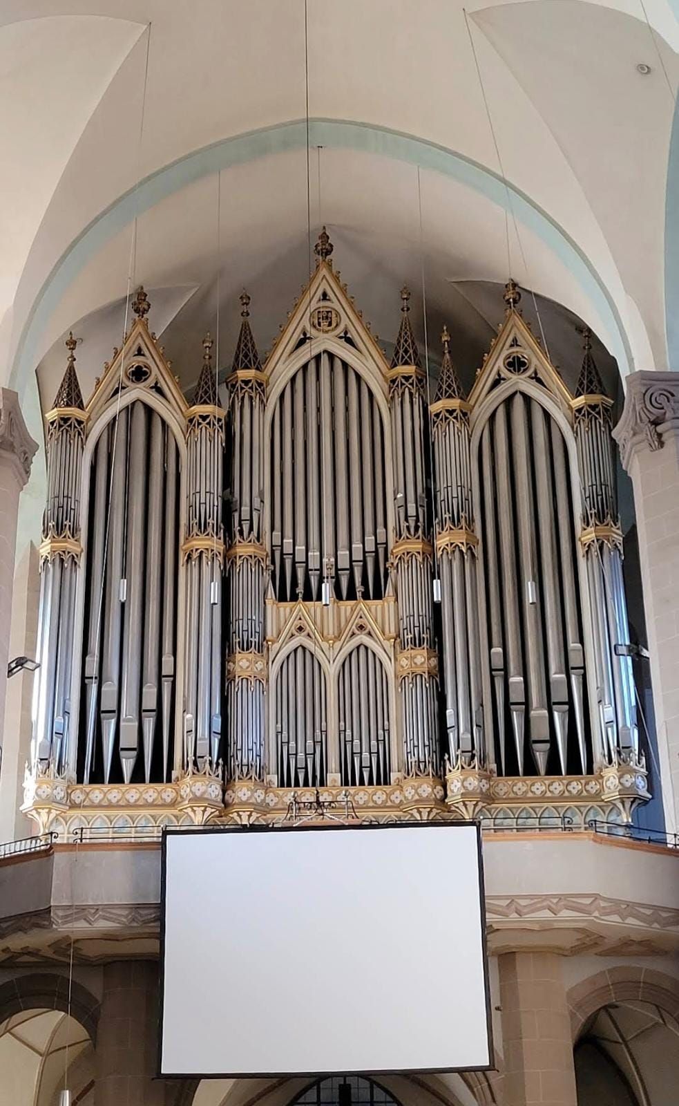Pipe organ inside Brașov's Black Church