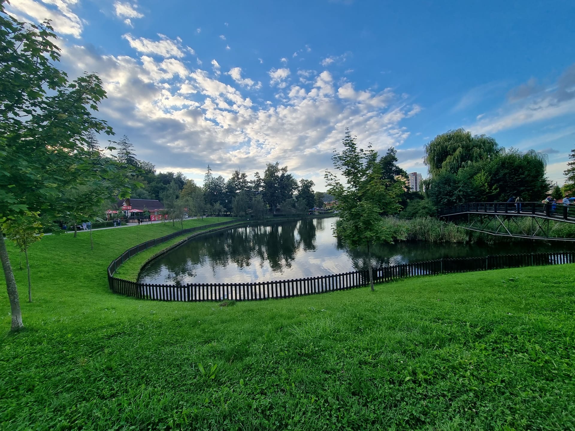 6 Ideal Places for Taking a Walk in Brașov