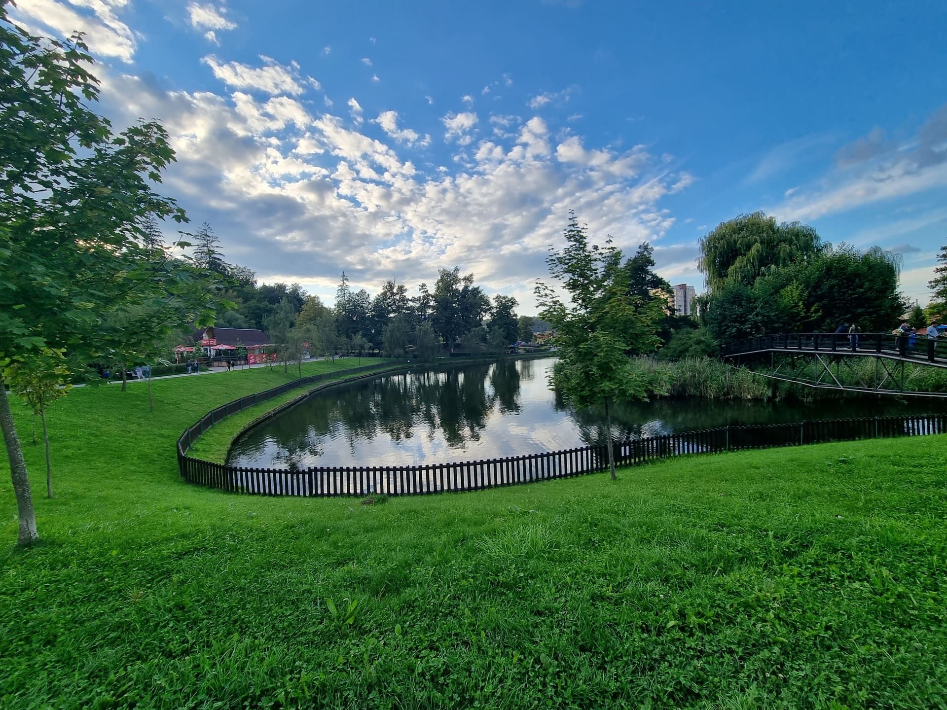 6 Ideal Places for Taking a Walk in Brașov