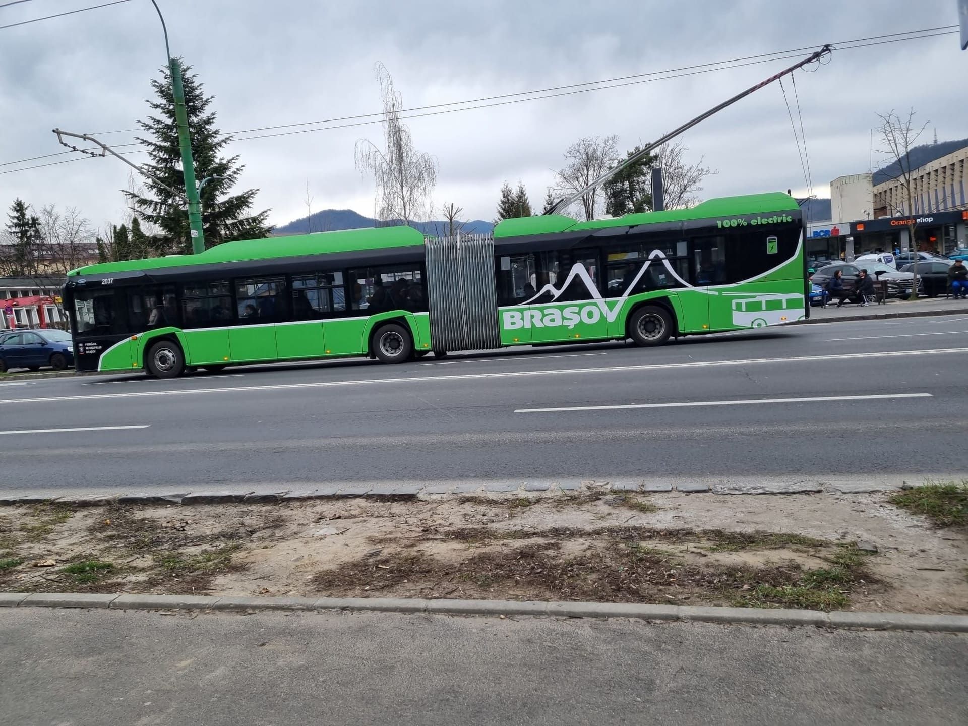 Transport în Brașov. Cum să te deplasezi prin oraș și împrejurimi